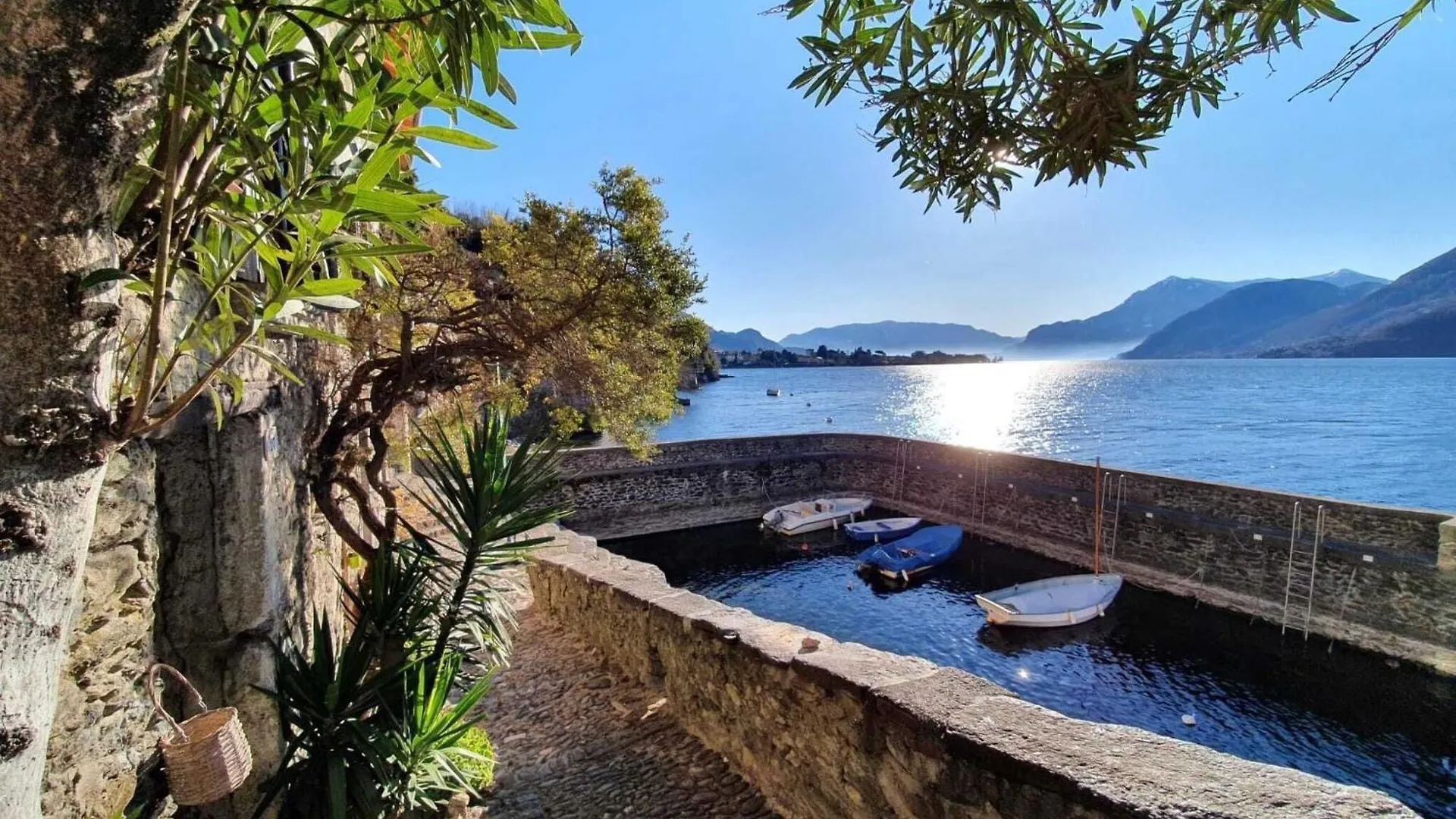 Snug Apartment In Dervio With Balcony Or Terrace