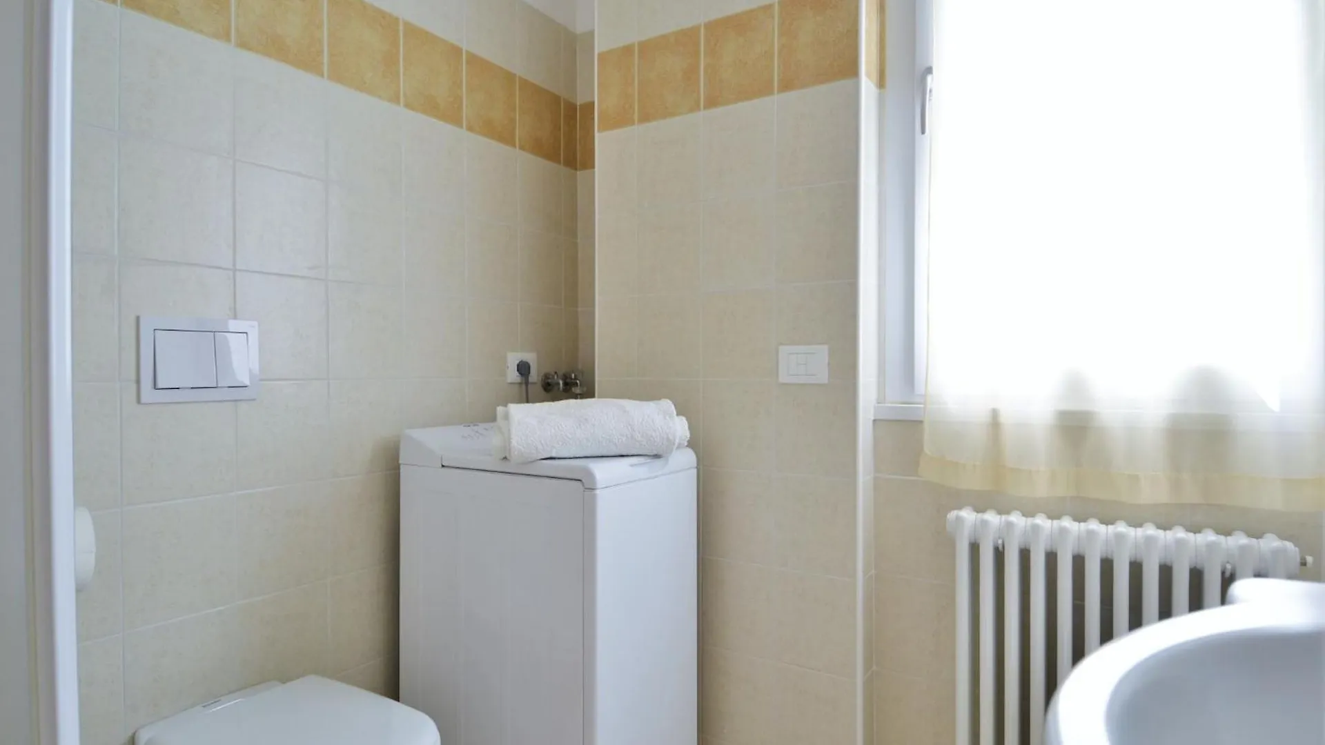 Snug Apartment In Dervio With Balcony Or Terrace